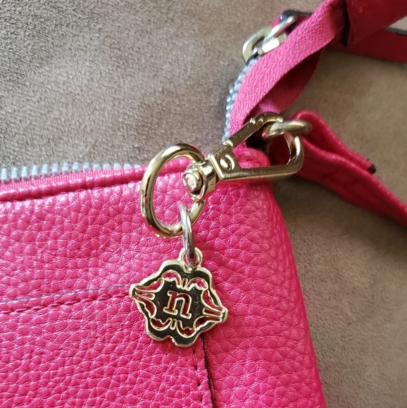 Nanette Lepore Pink Crossbody Bag with Luxurious Texture - Picture 3 of 8